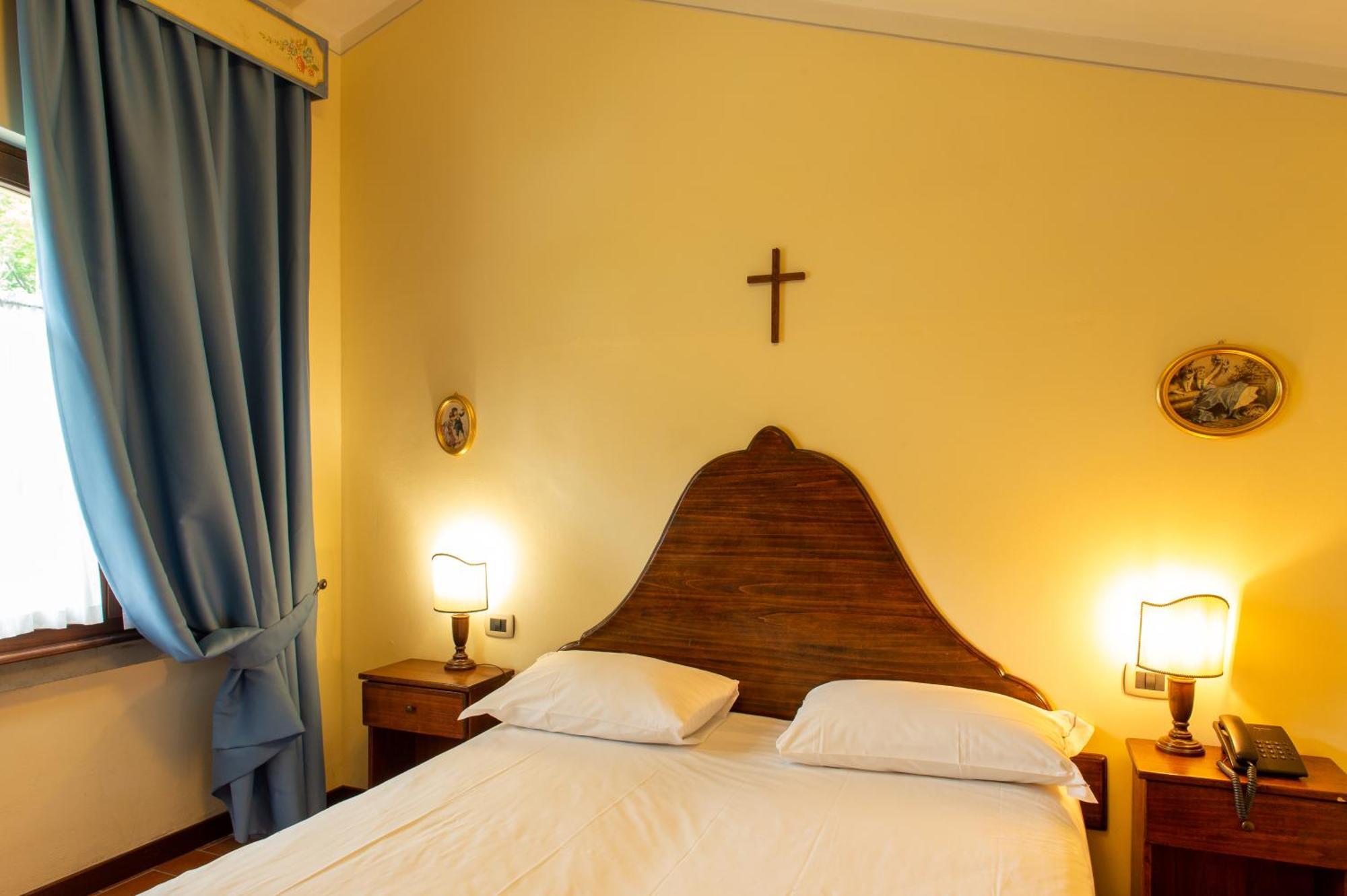 Borgo I Tre Baroni - Spa Suites & Resort Poppi Ruang foto